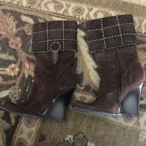 Vine Camuto wedge heel boots